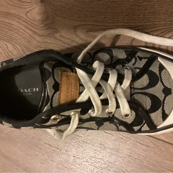 Coach Logo Sneakers Size 6.5 Per-Owned - Picture 5 of 8